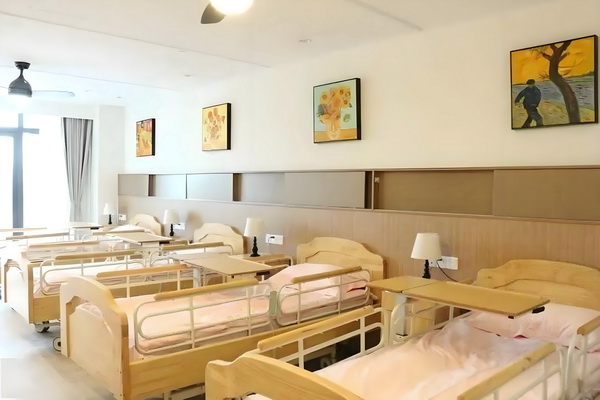 不会唱歌却开演唱会，58岁的郑伊健消费情怀？